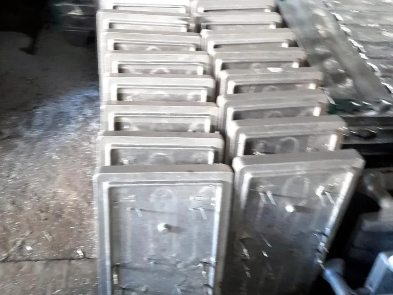 Kapak plakası